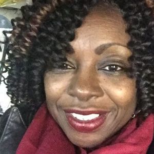 Meet your Posher, Jacqueline